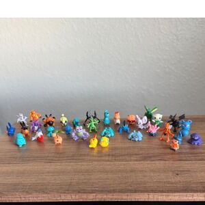 Pokemon Mini Micro Figure Lot 33pc Collectible Toys Used Nintendo Bundle